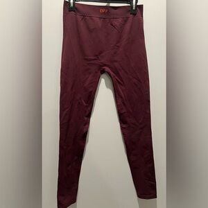 Off-white brand l/xl seamless fig pureed pumpkin leggings